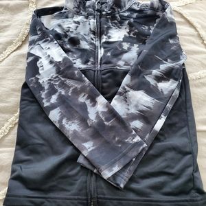 Under armor zip up